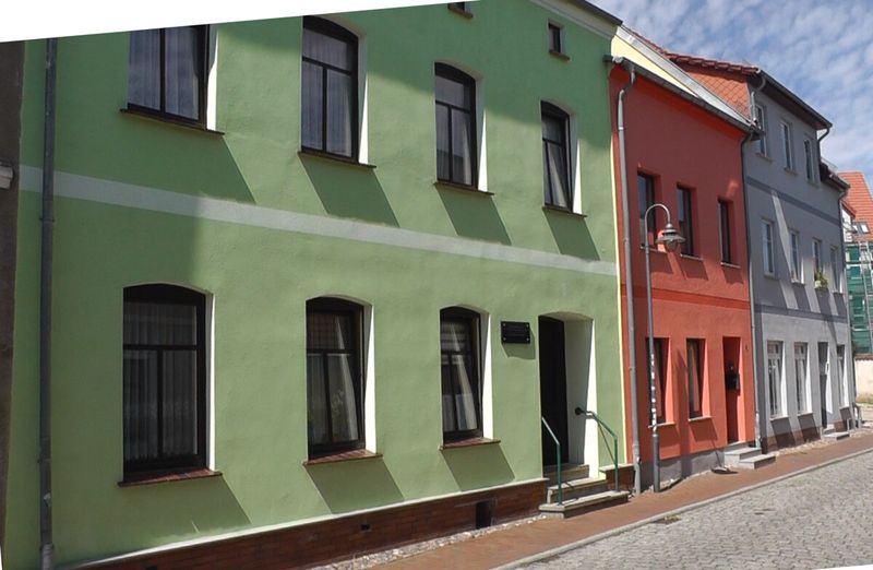 Wohnhaus mit 2 Wohnungen und interessanten Ausbaumöglichkeiten in der Altstadt von Schwaan